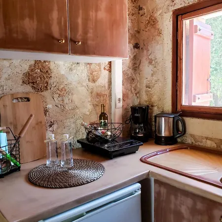 Spasmata Village - Seaside Stone Maisonette Spacious & Quiet Only Adults Semesterbostad