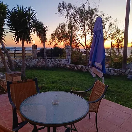 Spasmata Village - Seaside Stone Maisonette Spacious & Quiet Only Adults Semesterbostad *