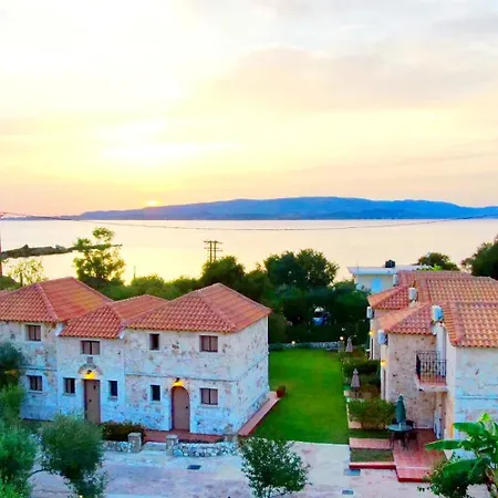 Semesterbostad Spasmata Village - Seaside Stone Maisonette Spacious & Quiet Only Adults Minia