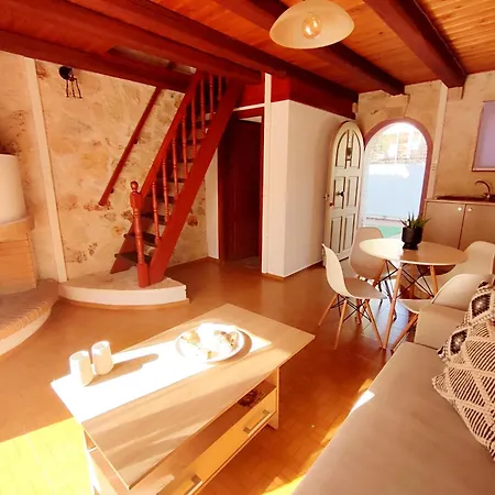 Semesterbostad Spasmata Village - Seaside Stone Maisonette Spacious & Quiet Only Adults *