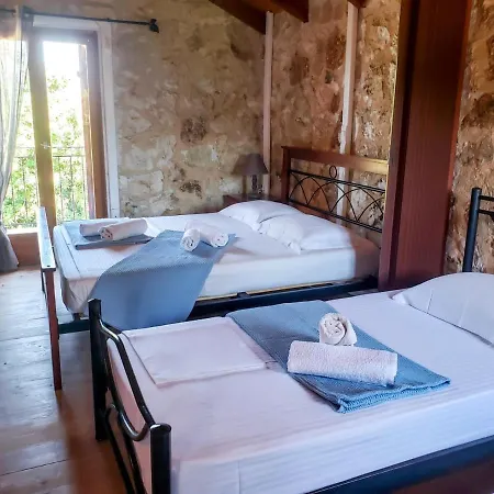 Spasmata Village Stone Maisonette Holiday home *