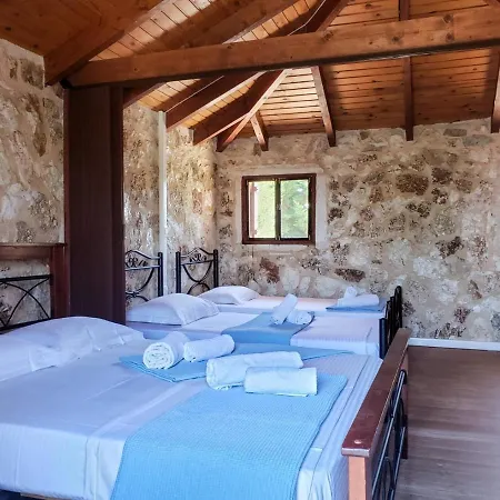 Spasmata Village Stone Maisonette *