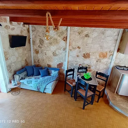 Spasmata Village Stone Maisonette *