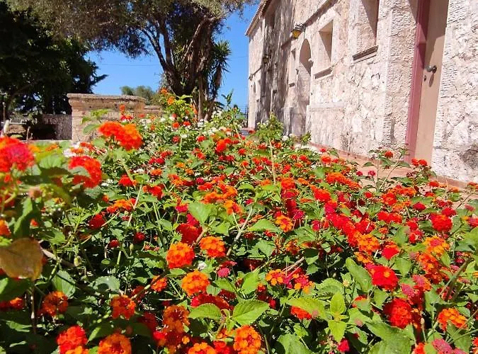 Spasmata Village - Seaside Stone Maisonette Spacious & Quiet Only Adults بيت للعطل
